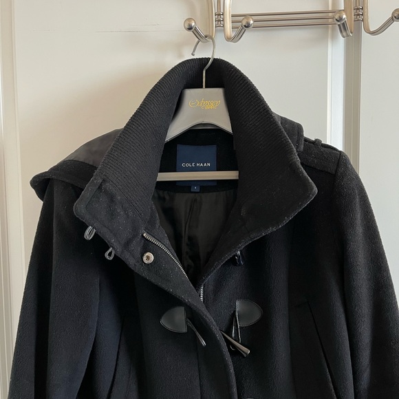 Chic black duffle coat - Picture 3 of 5